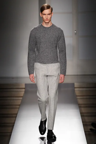 Look 26